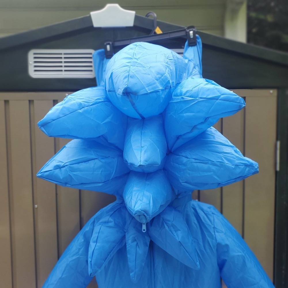 Kids Sonic Hedgehog 3 Inflatable Costume Disguise One Size 43"-53.5" tall nwt - Picture 6 of 13